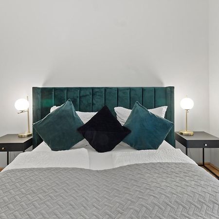 Balcony Apartment I 50 M² I Near City Center Wien Eksteriør billede