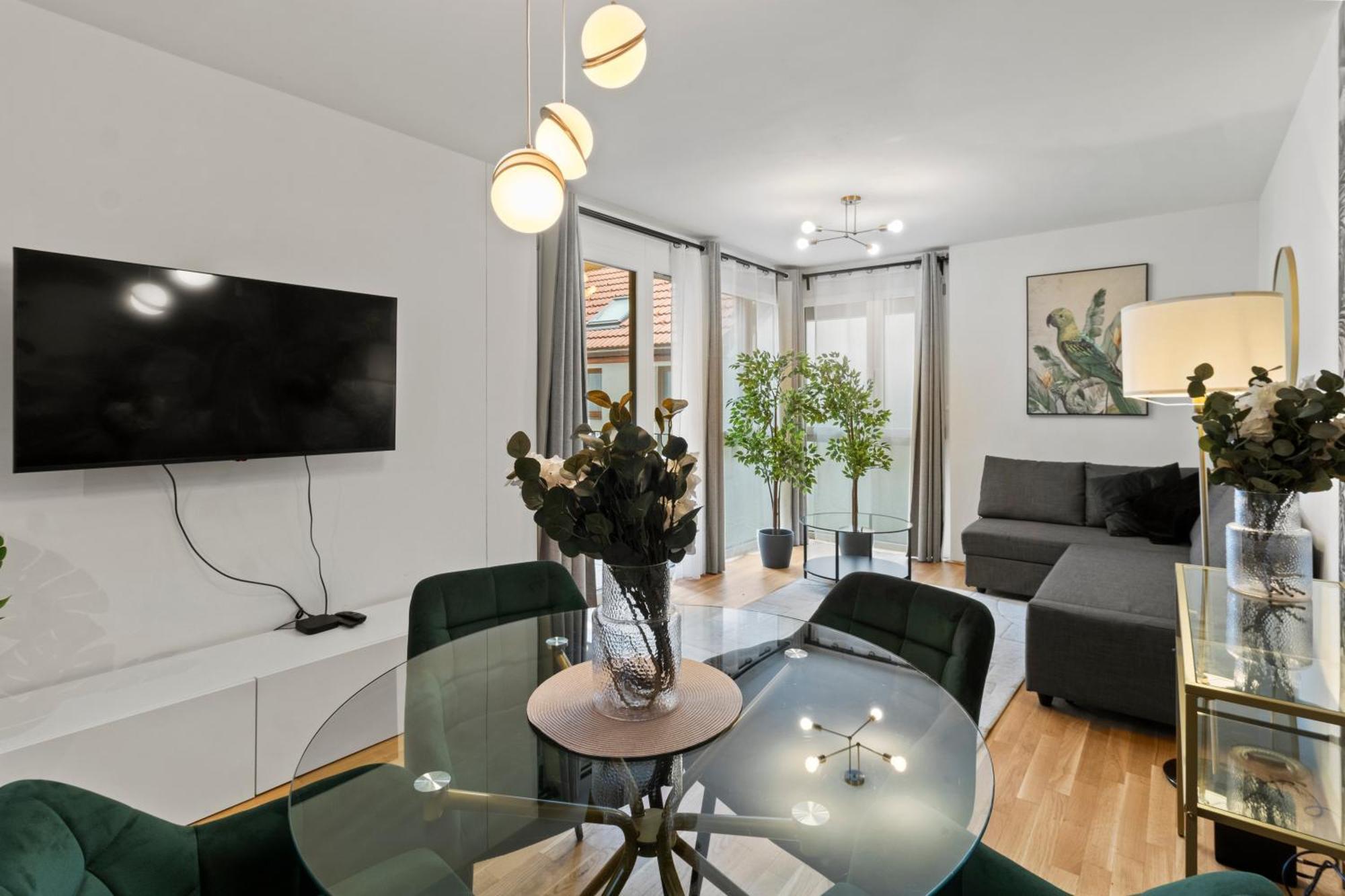 Balcony Apartment I 50 M² I Near City Center Wien Eksteriør billede
